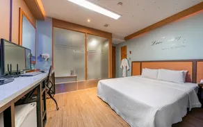 Oryu Bon Motel - Image 3