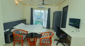 RIVULET River Side Budget Business Class Hotel - Image 2