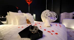 Love room Air - Image 2