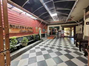 Ndalem Katong Guest House Ponorogo - Image 5