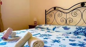 Sun Kissed - Home Holiday - Image 2