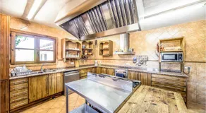 5 Bedroom Cozy Home In Les Coves De Vinromá - Image 3