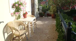 Olga Apartments - Image 4