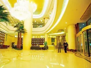 The Grand Tower Hotel - Image 4