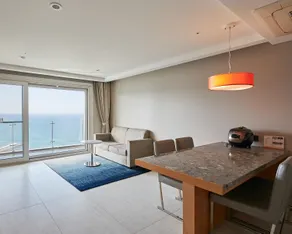 Sun Cruise Resort and Yacht - Image 3