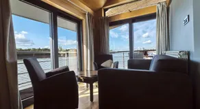 Vogue Boat Apartments - Image 3