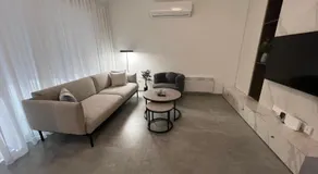 Johnny's luxury getaway - Image 3