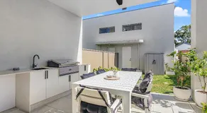 Sans Souci Sanctuary Family Home with AC - Image 4