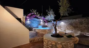 Myrto's Luxury Rooms - Image 4