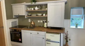 Toddys Cottage & Stables - Image 3