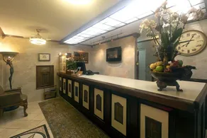 Atrium Inn - Image 2