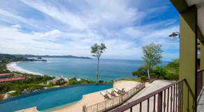 360 Splendor Del Pacifico Residences - Image 2