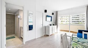 Sea View Benal Beach Apartment - Self Check-In - Benalmádena Costa Near Marina - Image 2