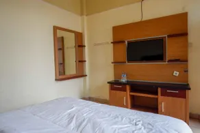 Urbanview Hotel Bergas Indah Bandungan by RedDoorz - Image 4