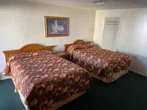 Bradley Motel - Image 1