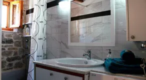 Traditional Stone House at Great Location - Image 2