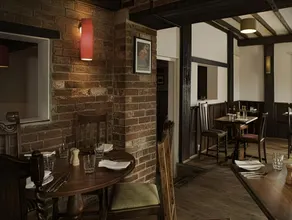 Staunton Arms - Image 2