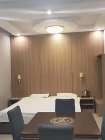 Hao Aijia Hotel - Image 4