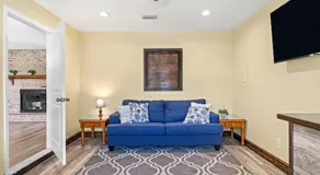 Sarasota Bradenton Getaway 3BR Sleeps 10 - Image 2