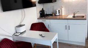 Viktoria's B&B - Image 3