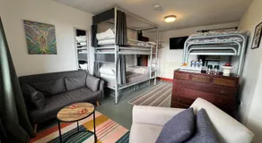 Lands End Hostel and B&B - Image 2