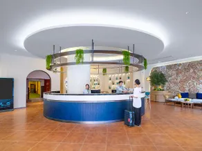O.Live Social Hotel Lufeng Suibao Department Store Jinlihua Flagship - Image 5