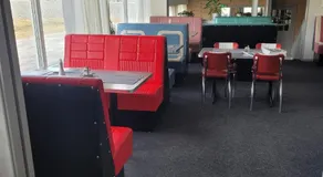 Highway Hotel - Image 3