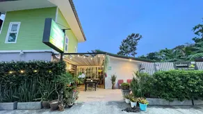 Good 9 at Home - Image 5