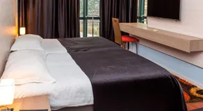 Hotel S - Image 2