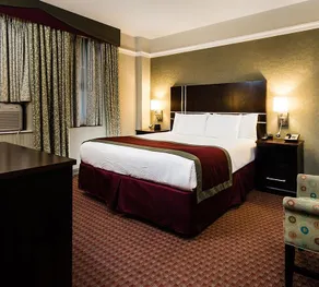 The Hotel At Times Square - Image 2