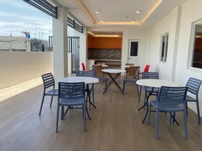 Karas Pension House East - Image 3