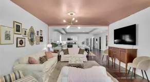 Spacious Oasis 1 mi to Riverwalk - Image 3