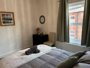 Spacious 2-Bedroom House In Stockton Heath With Free WiFi By Amazing Spaces Relocations Ltd - Image 3