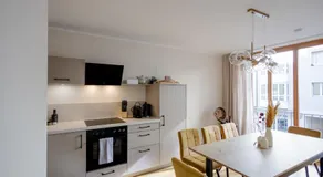 Lumen Homes - Altstadt-Residenz, direkt im Zentrum, geräumiges Apartment mit 5 Zimmern, Küche - Image 4