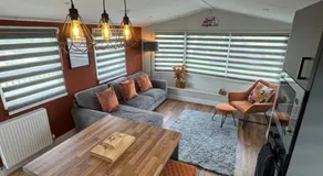 Scotts Corner Hot Tub Retreat - Image 3