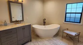The Villa Orlando College Park Sleeps16 - Monthly Stays - Image 2