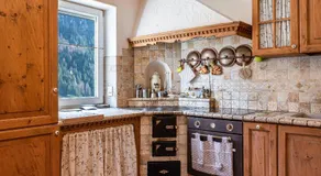Appartement \"Casa Loretta\" avec vue sur les montagnes, balcons et Wi-Fi. - Image 4