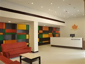 The Maple Leaf Hotel - Image 4