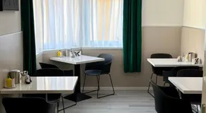 Hotel Central - Image 3