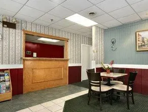 Travelodge by Wyndham Bangor - Image 3