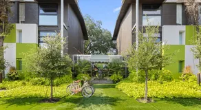 Peaceful home in quiet neighborhood - Image 5