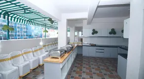 Hotel Royal Blooms - Image 3