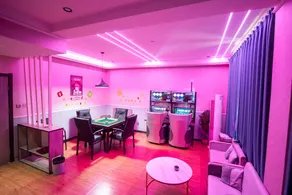 D&G Esports Hotel - Image 4