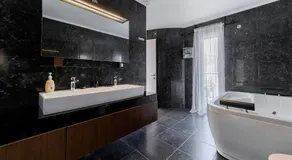 Diamond Villa - Image 2