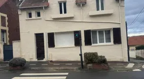 la suite indigo 4 personnes 3 lits bureau fibre proche gare de compiegne - Image 5