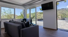 Palaiomylos Forest Residence - Image 3