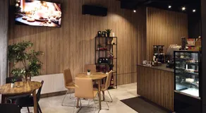Laurentroom Hotel - Image 2