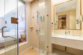 Vienna Hotel Jinan Railway Station - Image 4