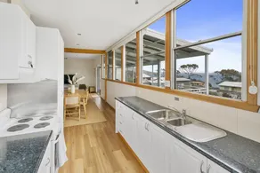 Blue Cottage Bruny Island - Image 2
