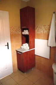 Dézsafürdő vendégház - Image 2